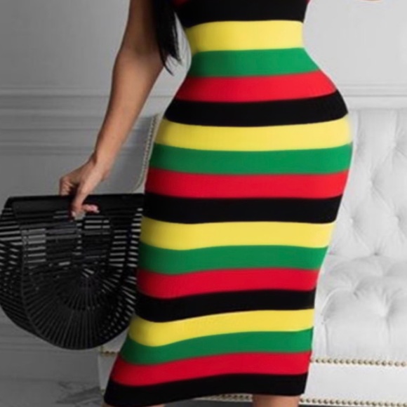 Colorful and striped dress - Picture 2 of 3